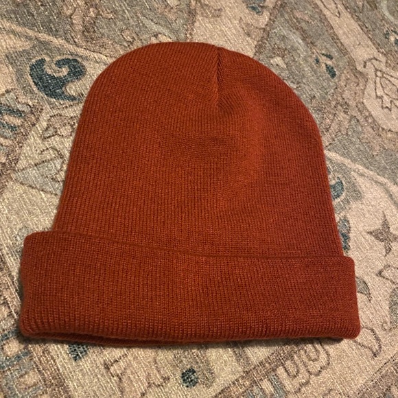 Duluth burnt orange beenie - Picture 4 of 5